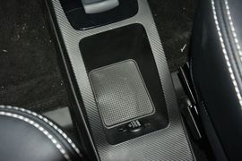 2016款众泰E200