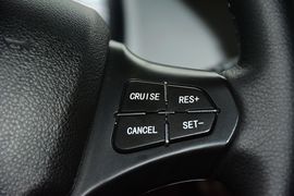 2016款众泰E200