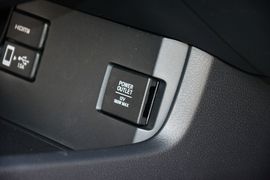 2016款本田思域220TURBO手动豪华版