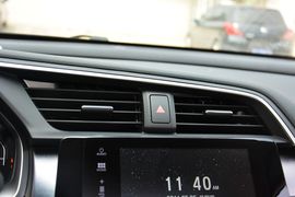 2016款本田思域220TURBO手动豪华版