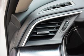 2016款本田思域220TURBO手动豪华版