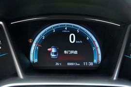 2016款本田思域220TURBO手动豪华版