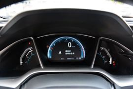 2016款本田思域220TURBO手动豪华版
