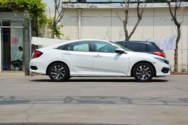 2016款本田思域220TURBO手动豪华版