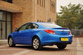 2010款别克君威1.6T精英运动版OnStar