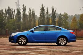 2010款别克君威1.6T精英运动版OnStar