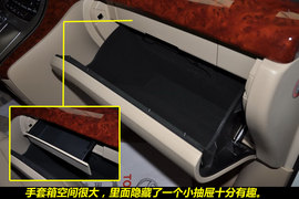 2011款丰田Alphard