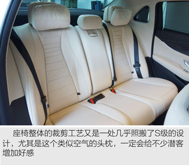 全新奔驰E级到店实拍