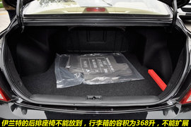 2011款北京现代伊兰特1.6L手动舒适天窗型