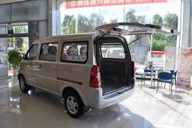 2011款五菱荣光