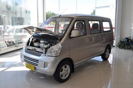 2011款五菱荣光