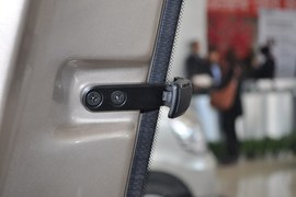 2011款五菱荣光