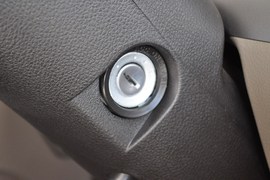 2011款五菱荣光