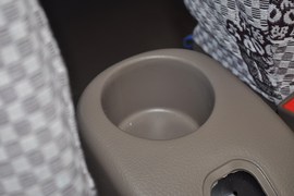 2011款五菱荣光