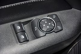 2016款福特MUSTANG