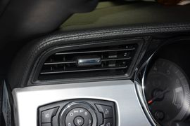 2016款福特MUSTANG