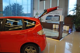 2010款本田飞度1.3L