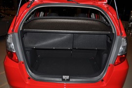 2010款本田飞度1.3L