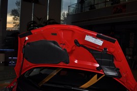 2010款本田飞度1.3L