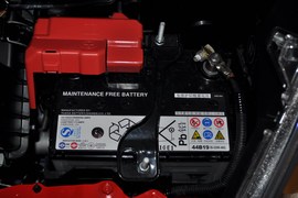 2010款本田飞度1.3L