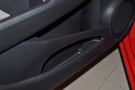 2010款本田飞度1.3L