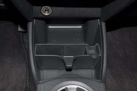 2010款本田飞度1.3L