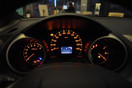 2010款本田飞度1.3L