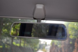 2011款郑州日产锐骐皮卡ZD30手动两驱标准型