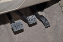 2011款郑州日产锐骐皮卡ZD30手动两驱标准型