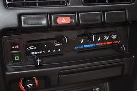 2011款郑州日产锐骐皮卡ZD30手动两驱标准型