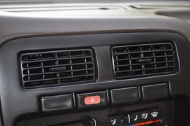 2011款郑州日产锐骐皮卡ZD30手动两驱标准型