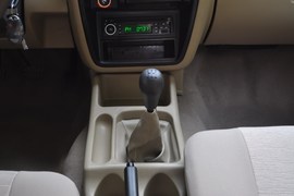 2011款郑州日产锐骐皮卡ZD30手动两驱标准型