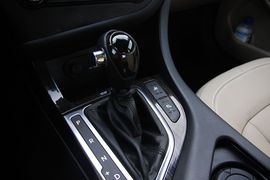 迪拜试驾全新一代OPTIMA--内饰图片