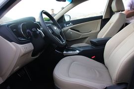 迪拜试驾全新一代OPTIMA--内饰图片