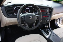 迪拜试驾全新一代OPTIMA--内饰图片