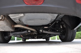 2016款奇瑞艾瑞泽7e