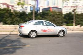 2011款第三代福美来1.6自动舒适