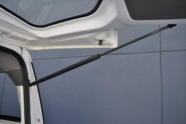 2011款郑州日产帅客1.6L手动商用型