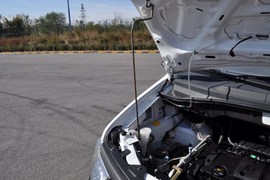 2011款郑州日产帅客1.6L手动商用型