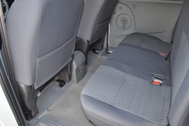 2011款郑州日产帅客1.6L手动商用型
