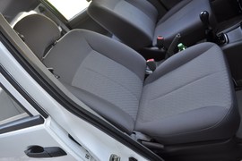 2011款郑州日产帅客1.6L手动商用型