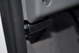 2011款郑州日产帅客1.6L手动商用型