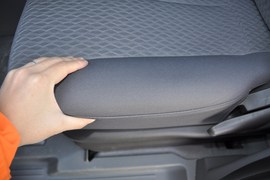 2011款郑州日产帅客1.6L手动商用型