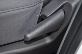 2011款郑州日产帅客1.6L手动商用型