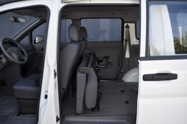2011款郑州日产帅客1.6L手动商用型