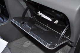 2011款郑州日产帅客1.6L手动商用型