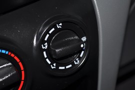 2011款郑州日产帅客1.6L手动商用型