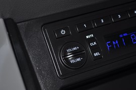 2011款郑州日产帅客1.6L手动商用型