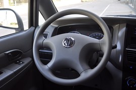 2011款郑州日产帅客1.6L手动商用型