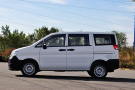 2011款郑州日产帅客1.6L手动商用型